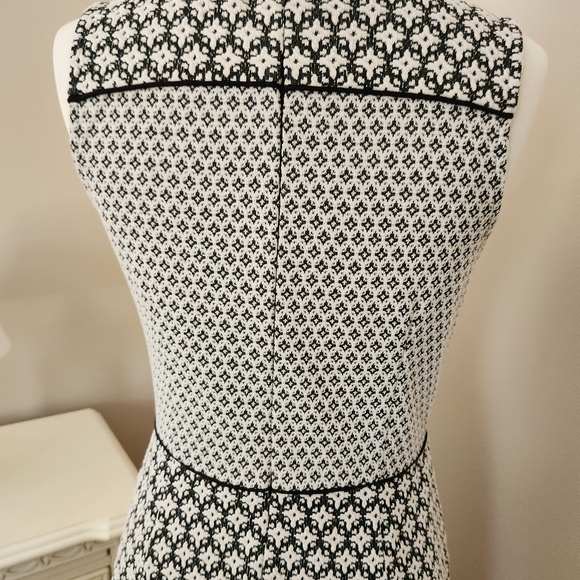 NWT LOFT KNIT DRESS - Picture 7 of 7